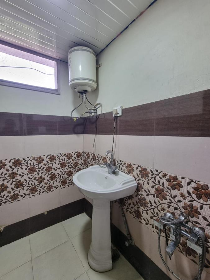 Hotel Sunbeam Далхаузи Екстериор снимка