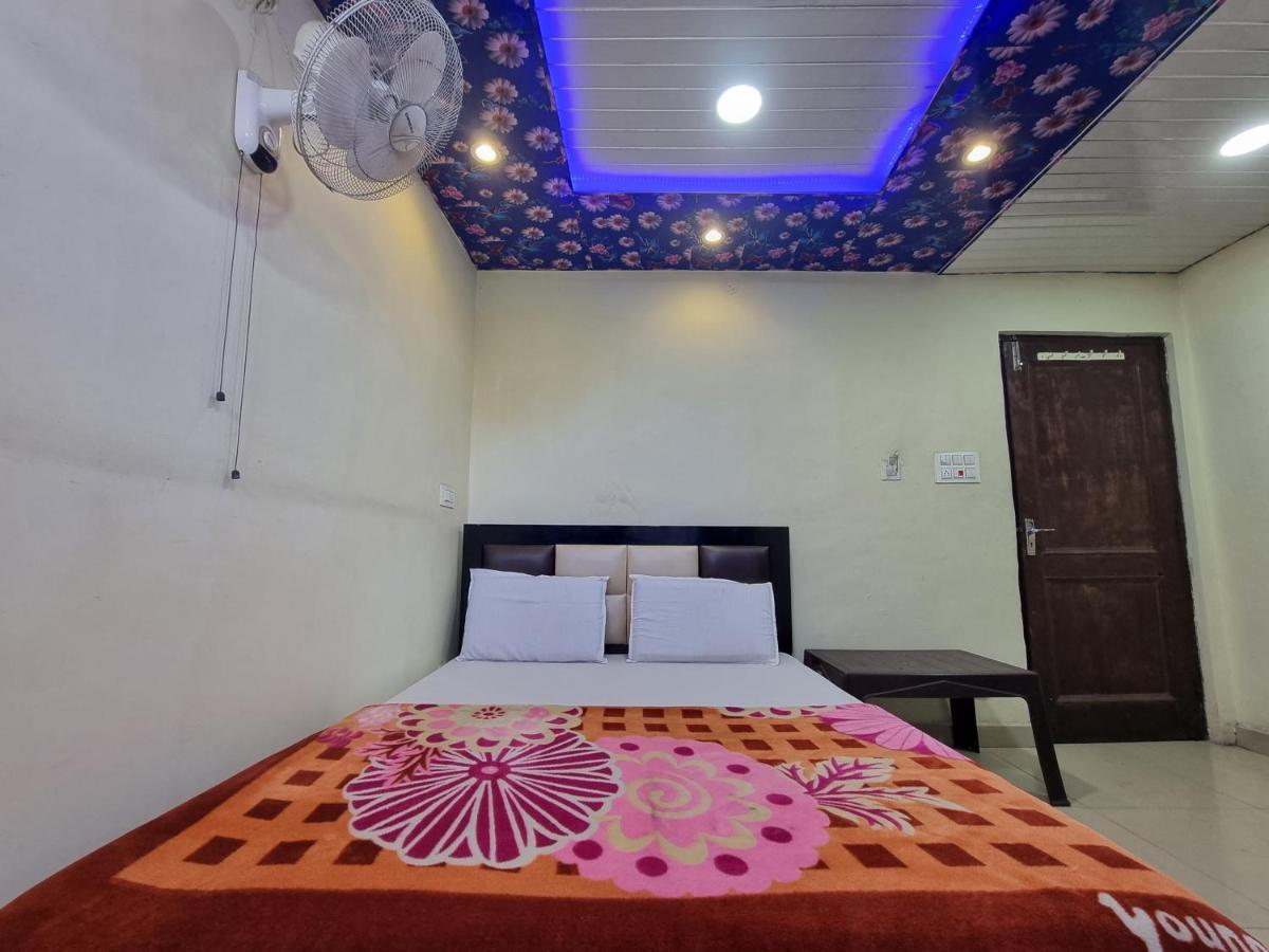 Hotel Sunbeam Далхаузи Екстериор снимка