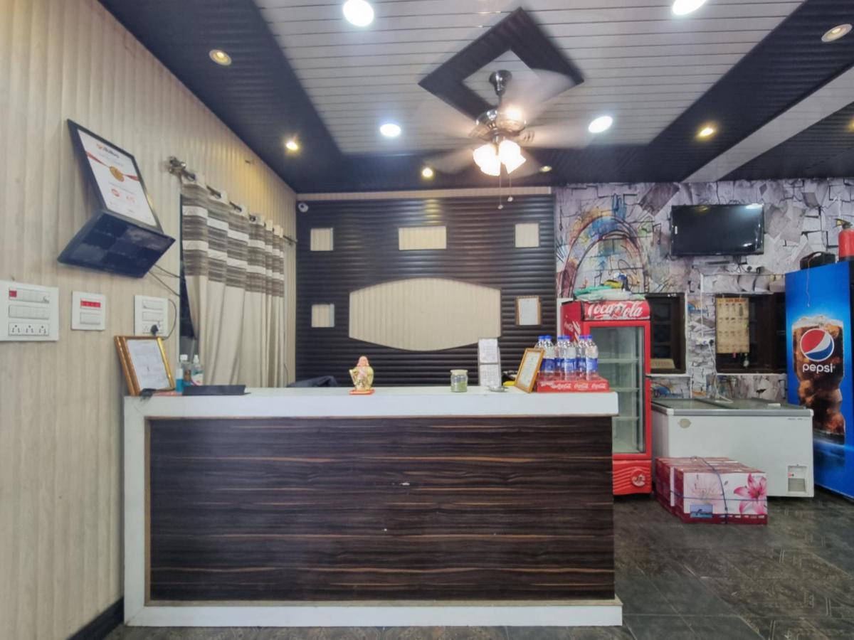 Hotel Sunbeam Далхаузи Екстериор снимка